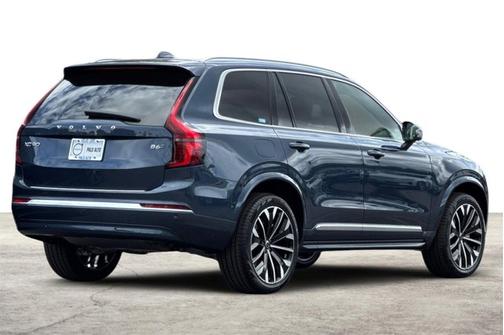 2026 Volvo XC90 Plus