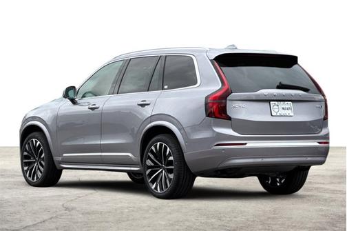 2026 Volvo XC90 Plus