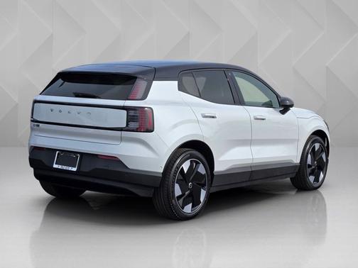 Crystal White 2026 Volvo EX30 Ultra