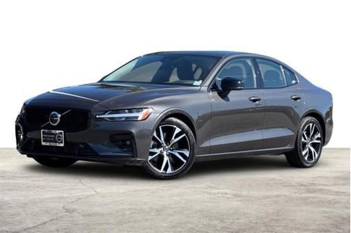 2025 Volvo S60 Core