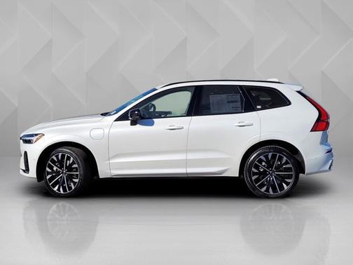 2026 Volvo XC60 Plug-In Hybrid Ultra