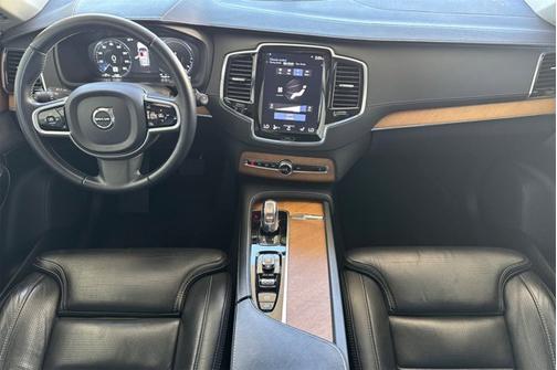 2019 Volvo XC90 Hybrid T8 Inscription