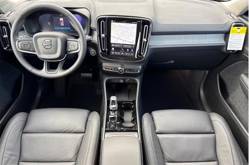 2026 Volvo XC40 Plus