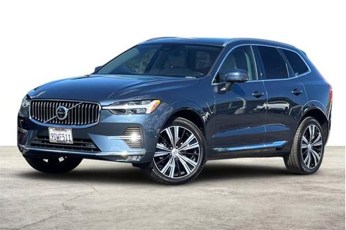 2023 Volvo XC60 Plus Bright Theme