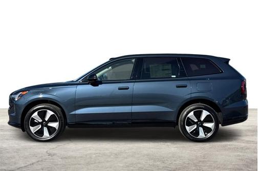 2025 Volvo EX90 Plus