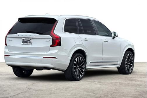 2025 Volvo XC90 Plus