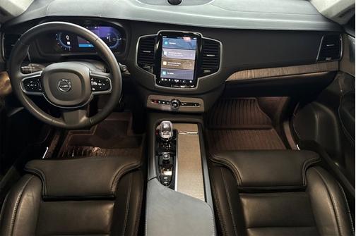 2024 Volvo XC90 Recharge Plug-In Hybrid Ultimate