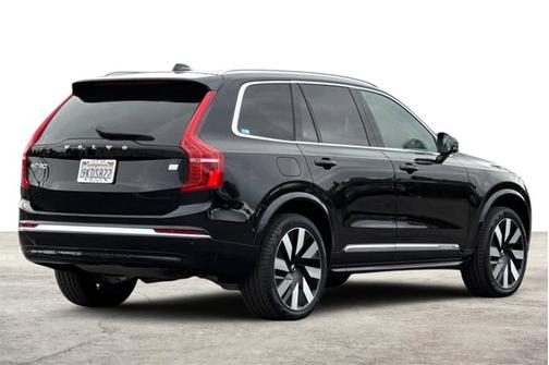 2024 Volvo XC90 Recharge Plug-In Hybrid Ultimate