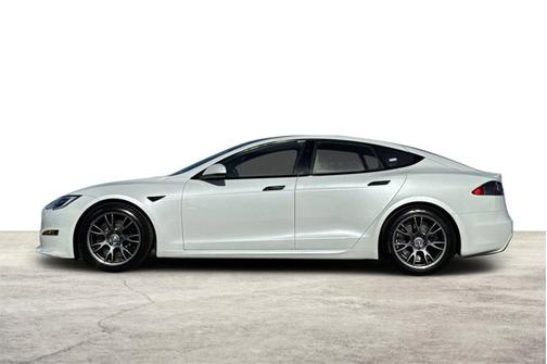 2021 Tesla Model S Plaid