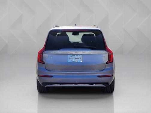 Aurora Blue 2026 Volvo XC90 Plug-In Hybrid Ultra Dark Theme