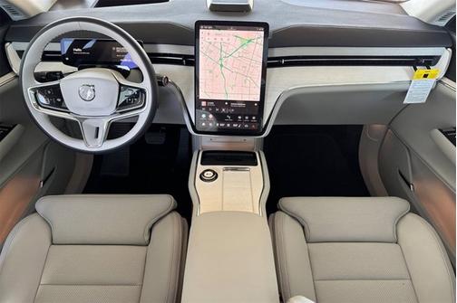 2025 Volvo EX90 Plus