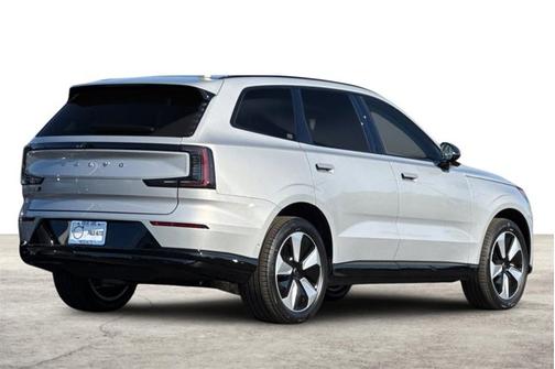 2025 Volvo EX90 Plus