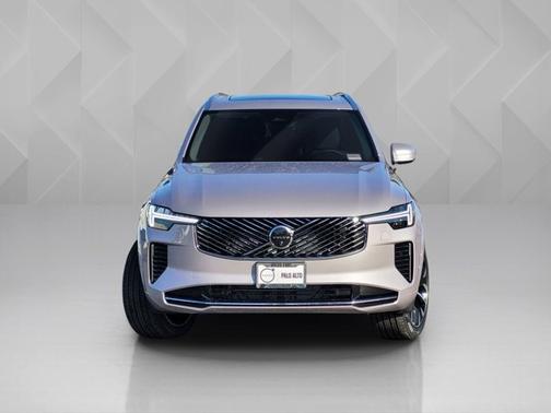 2026 Volvo XC90 Plus