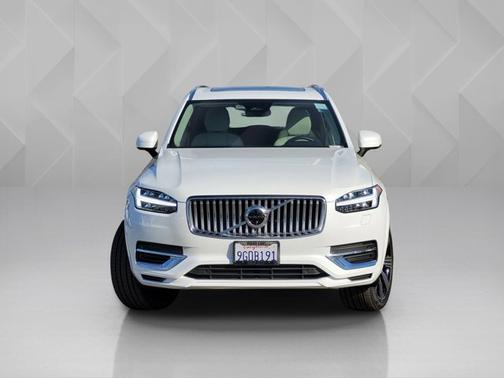 2023 Volvo XC90 Recharge Plug-In Hybrid Plus