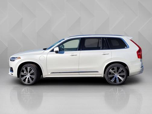 2023 Volvo XC90 Recharge Plug-In Hybrid Plus