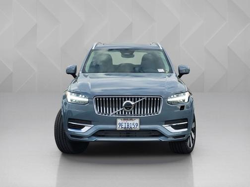 2023 Volvo XC90 Recharge Plug-In Hybrid Plus