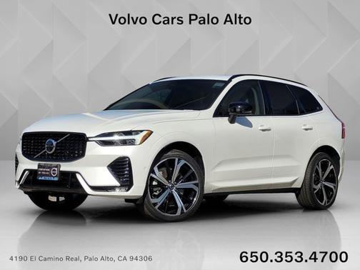 2023 Volvo XC60 Ultimate Dark Theme