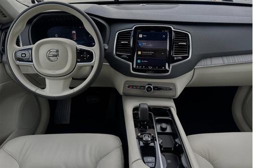 2025 Volvo XC90 Plus