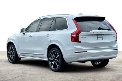 2025 Volvo XC90 Plus