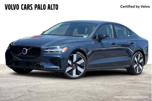 2024 Volvo S60 Recharge Plug-In Hybrid Plus Dark Theme