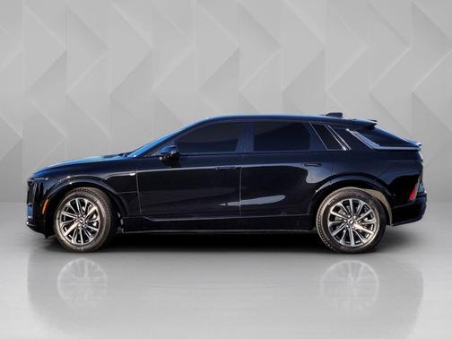 2025 Cadillac LYRIQ Sport