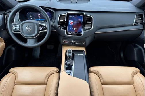 2023 Volvo XC90 Recharge Plug-In Hybrid Ultimate Bright Theme