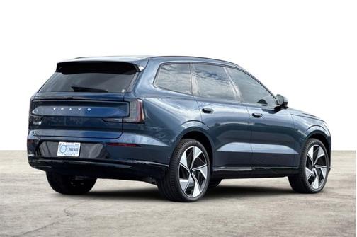 2025 Volvo EX90 Ultra