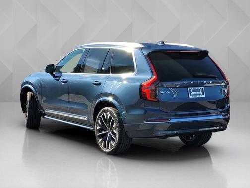 Denim Blue Metallic 2026 Volvo XC90 Plug-In Hybrid Ultra