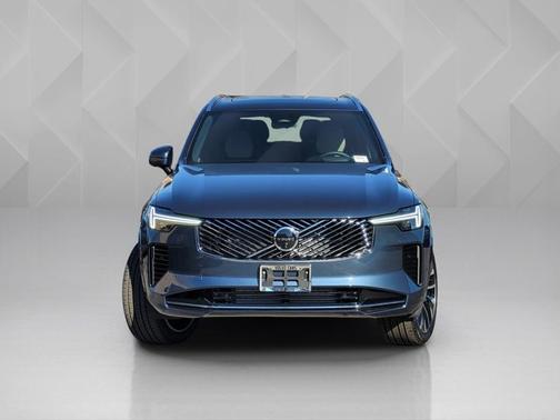 2026 Volvo XC90 Plug-In Hybrid Ultra