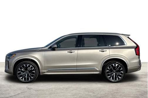 2026 Volvo XC90 Plus