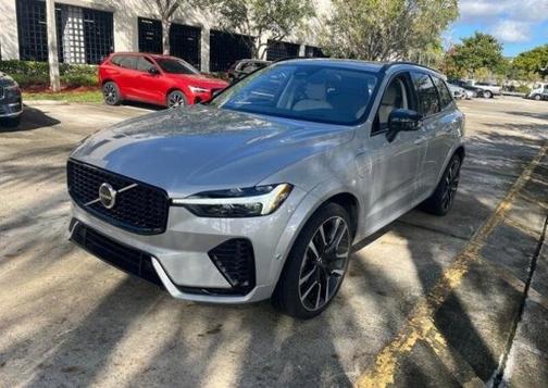 2025 Volvo XC60 Plug-In Hybrid Ultra