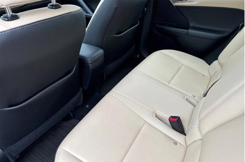 2015 Lexus CT 200h Base