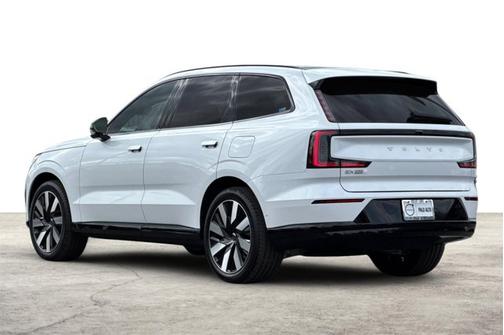 2025 Volvo EX90 Ultra
