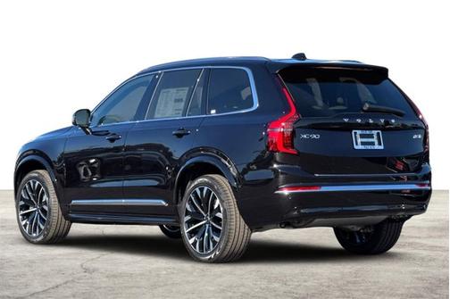 2026 Volvo XC90 Plus