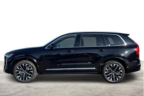 2026 Volvo XC90 Plus