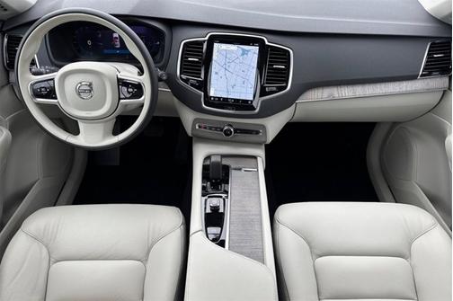 2024 Volvo XC90 Recharge Plug-In Hybrid Plus