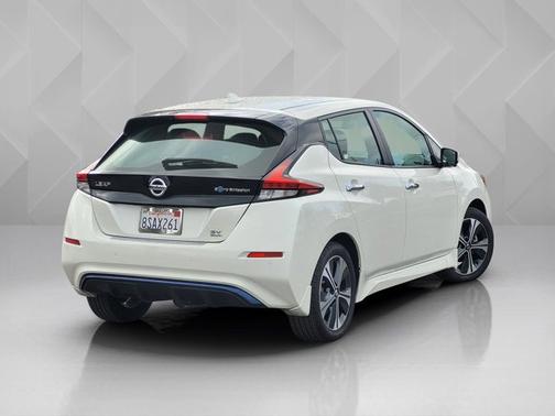 2020 Nissan Leaf SV PLUS