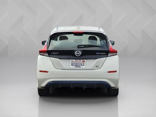 2020 Nissan Leaf SV PLUS