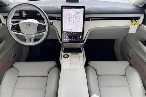 2025 Volvo EX90 Plus