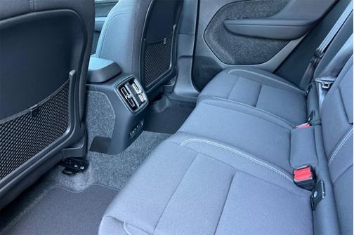 2025 Volvo EX40 Core