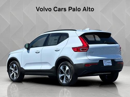 Cloud 2026 Volvo XC40 Plus
