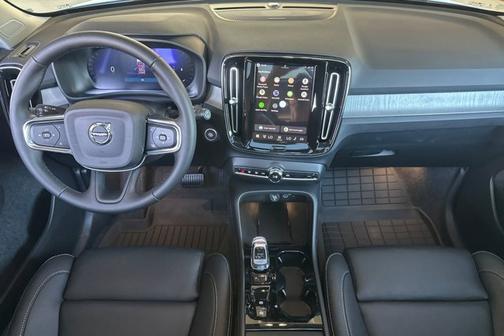 Cloud 2026 Volvo XC40 Plus