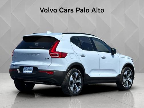 Cloud 2026 Volvo XC40 Plus
