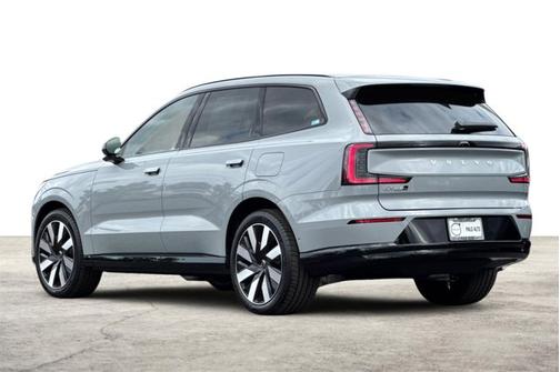 2025 Volvo EX90 Ultra