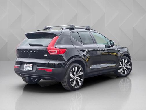 Black Stone 2022 Volvo XC40 Recharge Pure Electric Twin Ultimate