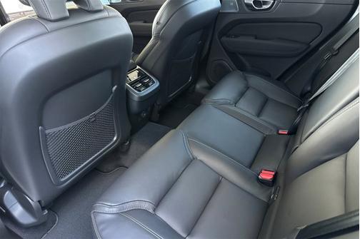 2026 Volvo XC60 Ultra