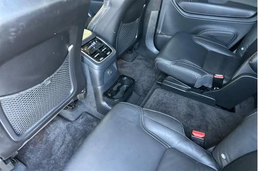 2023 Volvo XC90 Recharge Plug-In Hybrid Ultimate