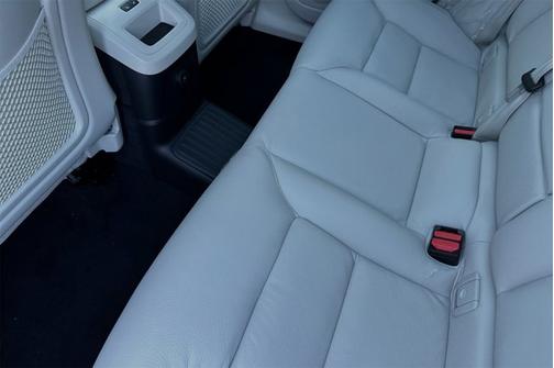 2025 Volvo XC60 Plug-In Hybrid Core