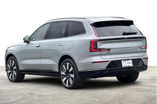 2025 Volvo EX90 Ultra