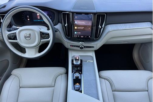 2025 Volvo XC60 Ultra